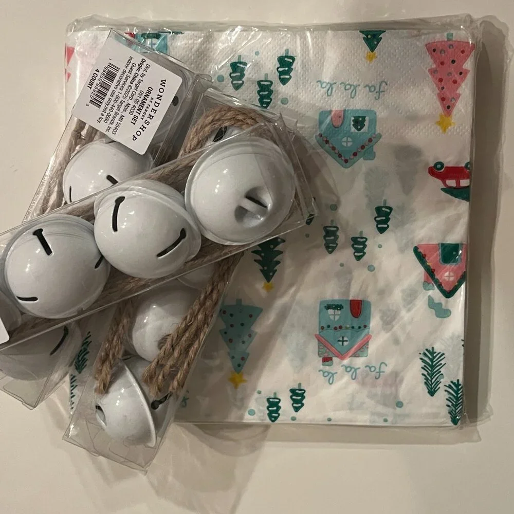 White‎ Bell Decor Sets With Holiday Napkins (new)